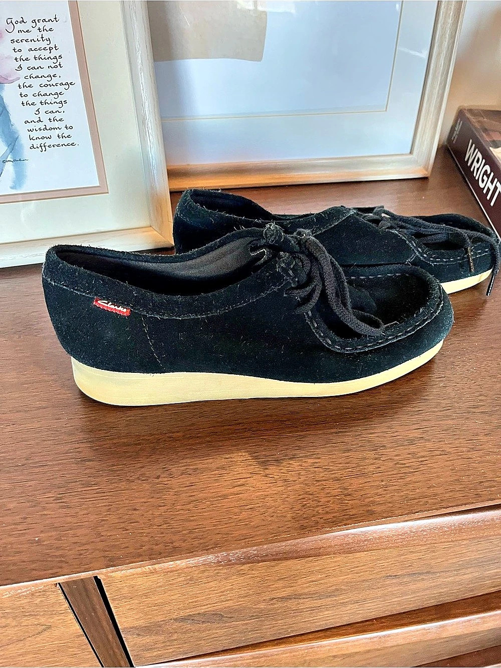 Clarks Wallabee Low Sneakers Black & Cream US 9